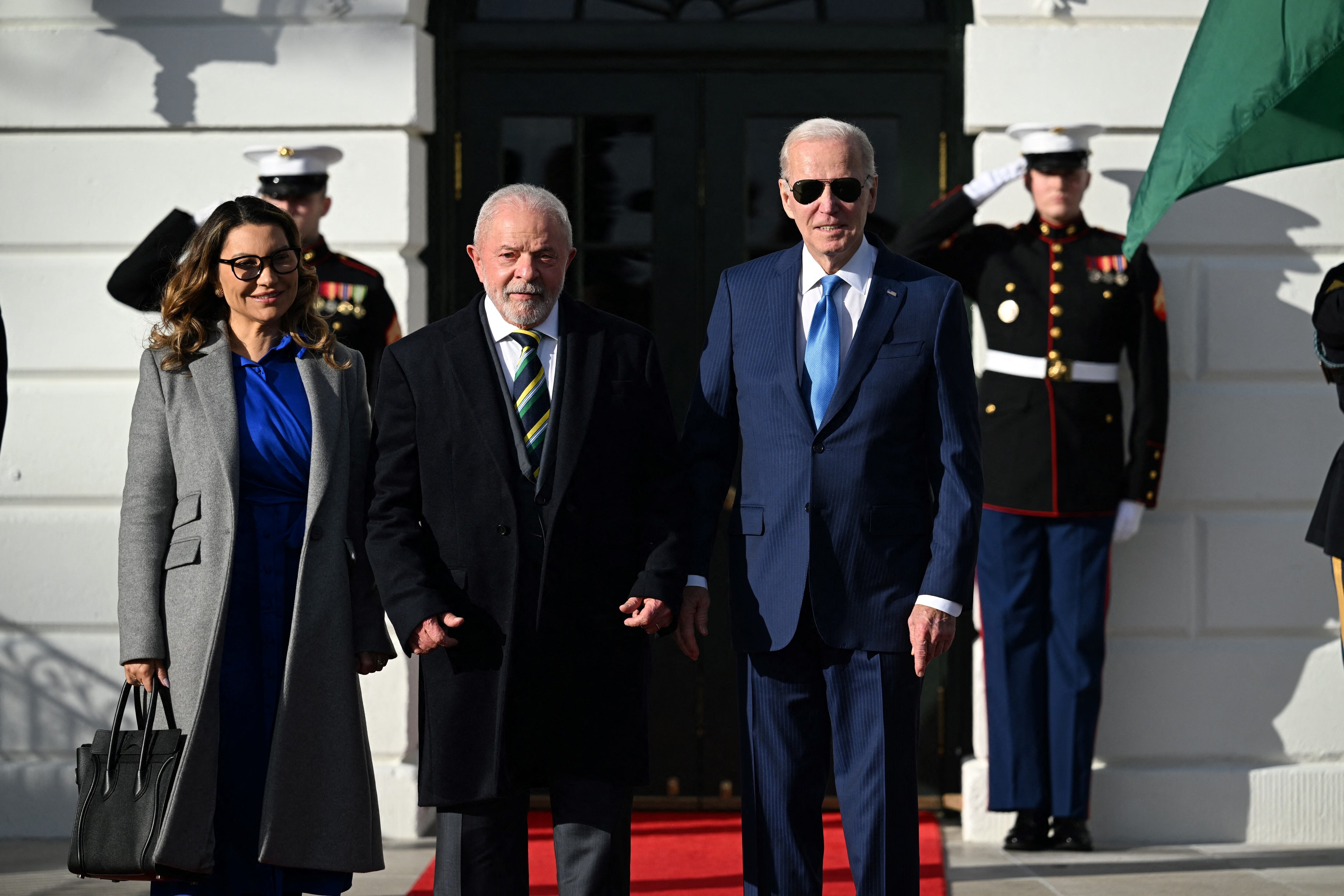 US President Joe Biden and First Lady Jill Biden (R) welcomes Brazilian President Luiz Inacio Lula da Silva and his wife Rosangela Janja da Silva to the White House in Washington, DC, on February 10, 2023. (Photo by ANDREW CABALLERO-REYNOLDS / AFP)