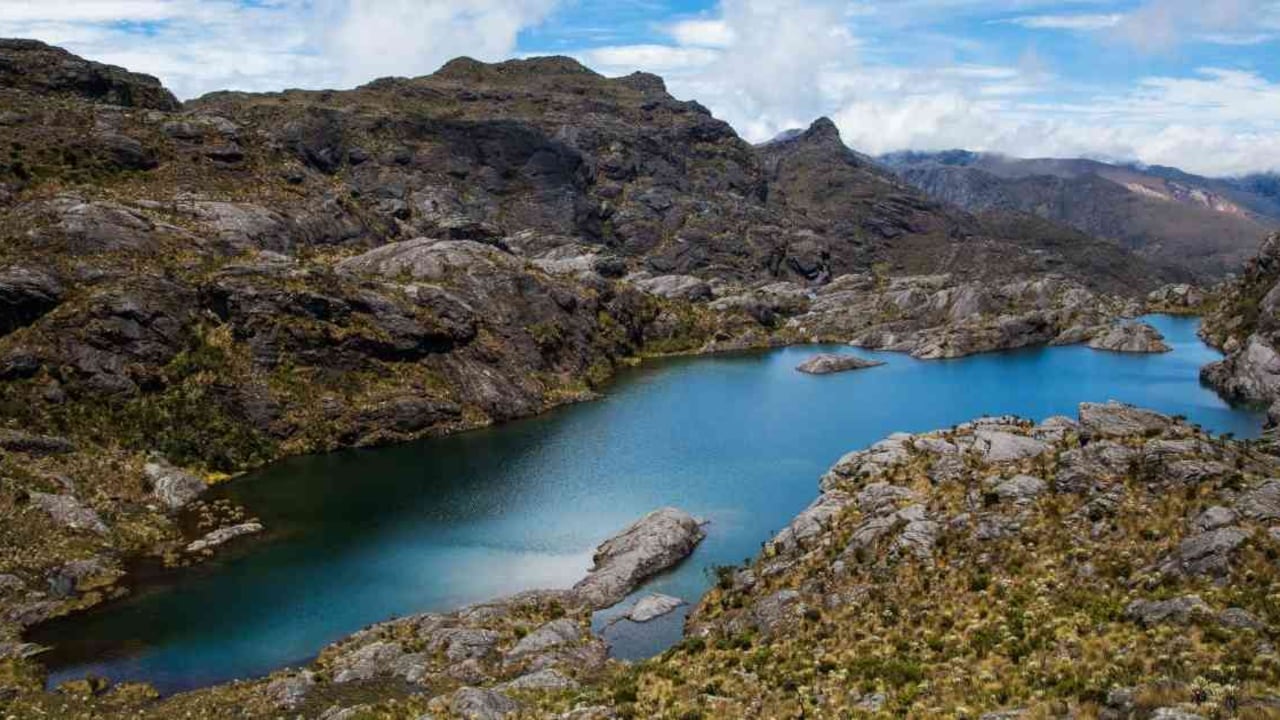 El páramo de Santurbán es uno de los más importantes del país. Actualmente la multinacional Minsea adelanta el trámite de licenciamiento ambiental para hacer magaminería en sus inmediaciones. Foto: Víctor Galeano /Semana.