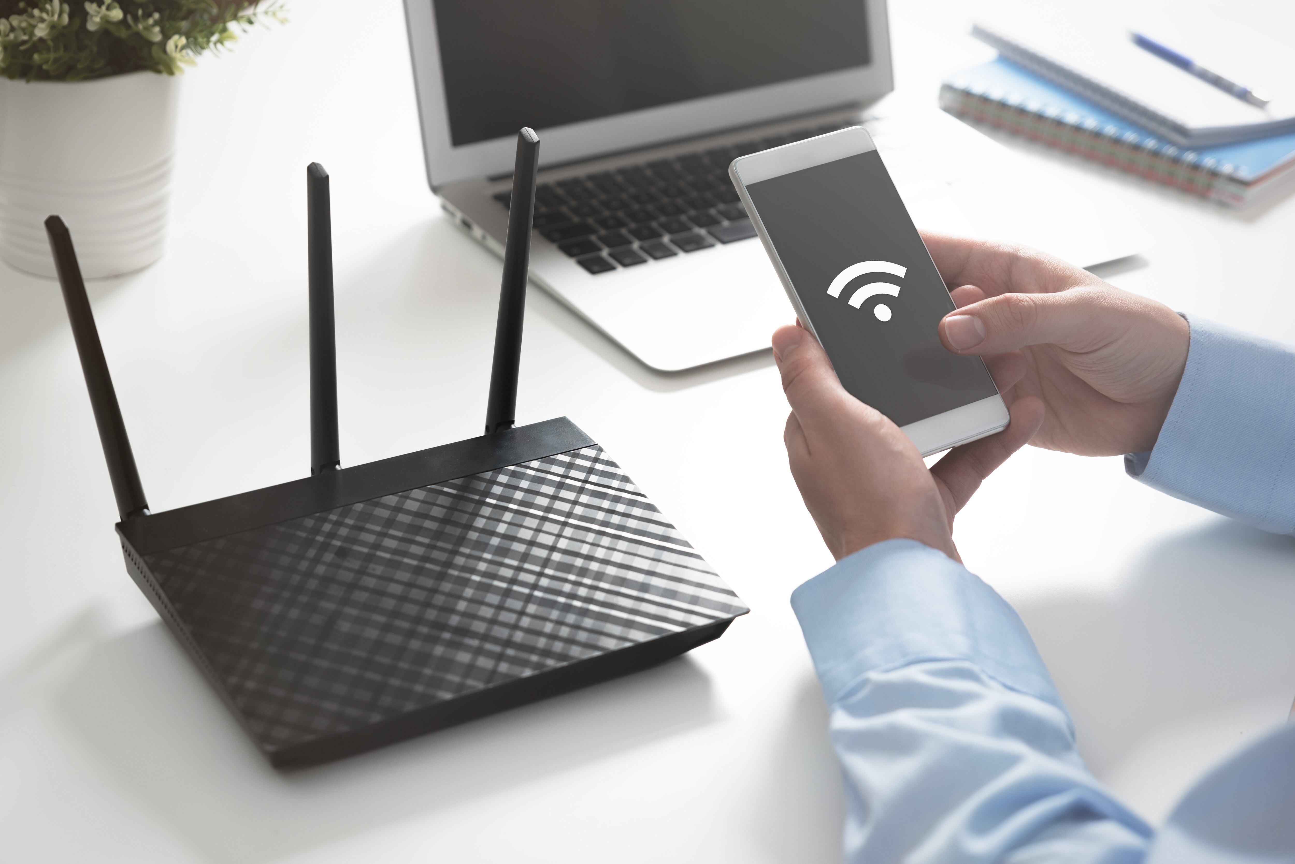 Un router wifi en optimas condiciones permite tener una conexión estable.