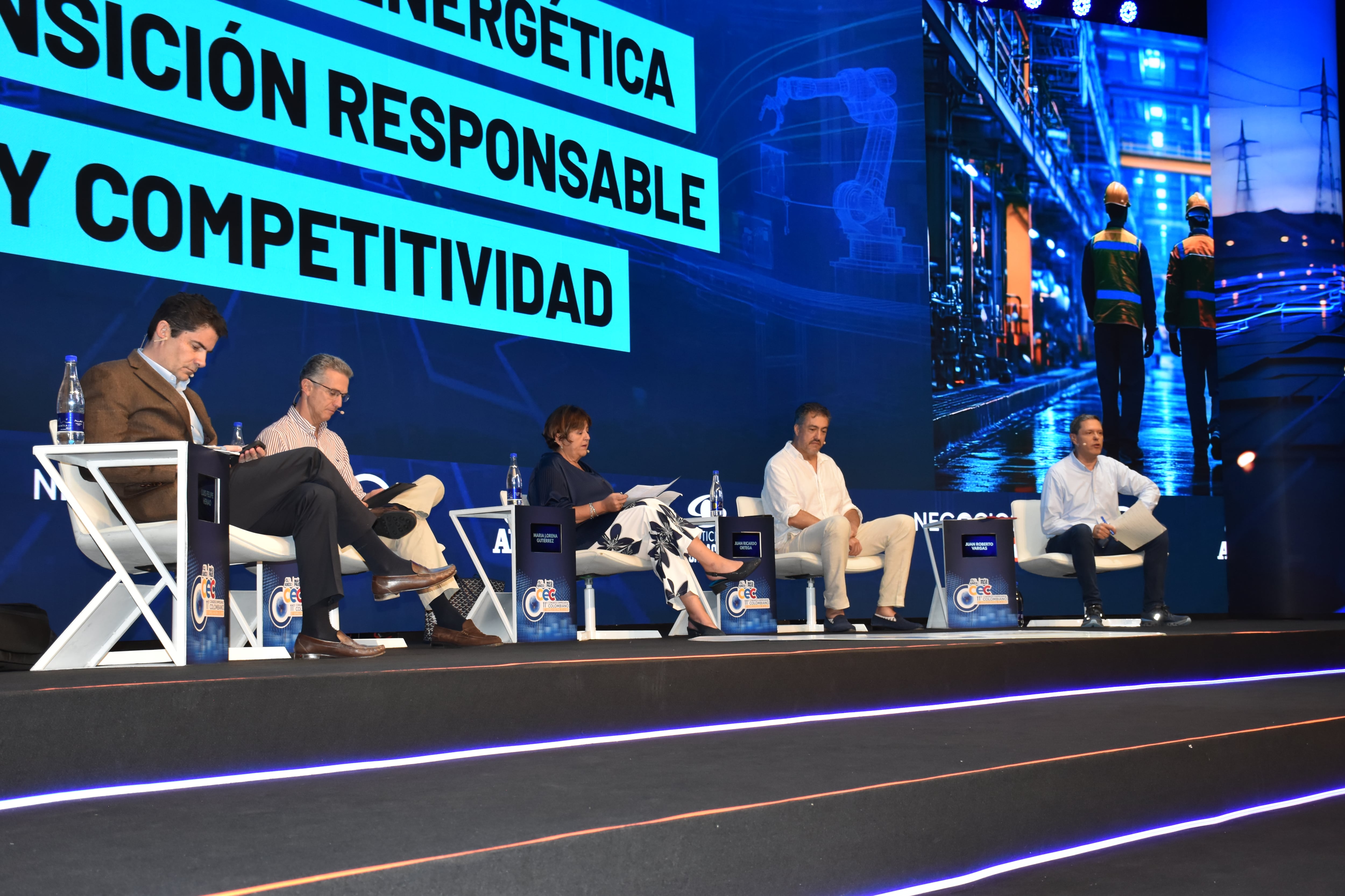 Panel energético en el Congreso de la Andi