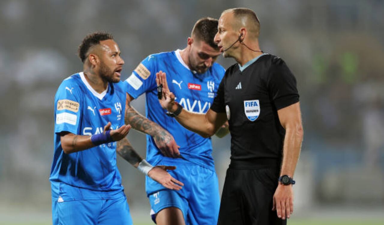 Neymar y su ira con los árbitros en Arabia