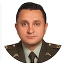 El coronel Óscar Dávila, al parecer, se quitó la vida el pasado viernes, 9 de junio, después de pedir declarar ante la Fiscalía, aunque Medicina Legal aún no ha dado el dictamen de su muerte, por lo que no se puede confirmar si se trató de un suicido.