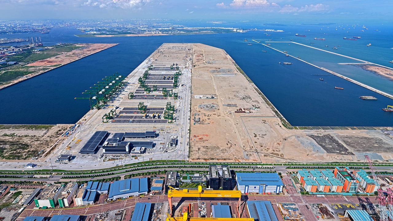 La expansión marítima de Tuas permitirá a Singapur ganar cerca del 2 % adicional de territorio sobre el mar.
