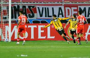 Copa LIbertadores - River vs The Strongest.