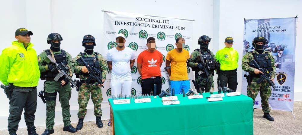 Los sujetos son conocidos con los alias de Zacarías, Toto y el Cojo.