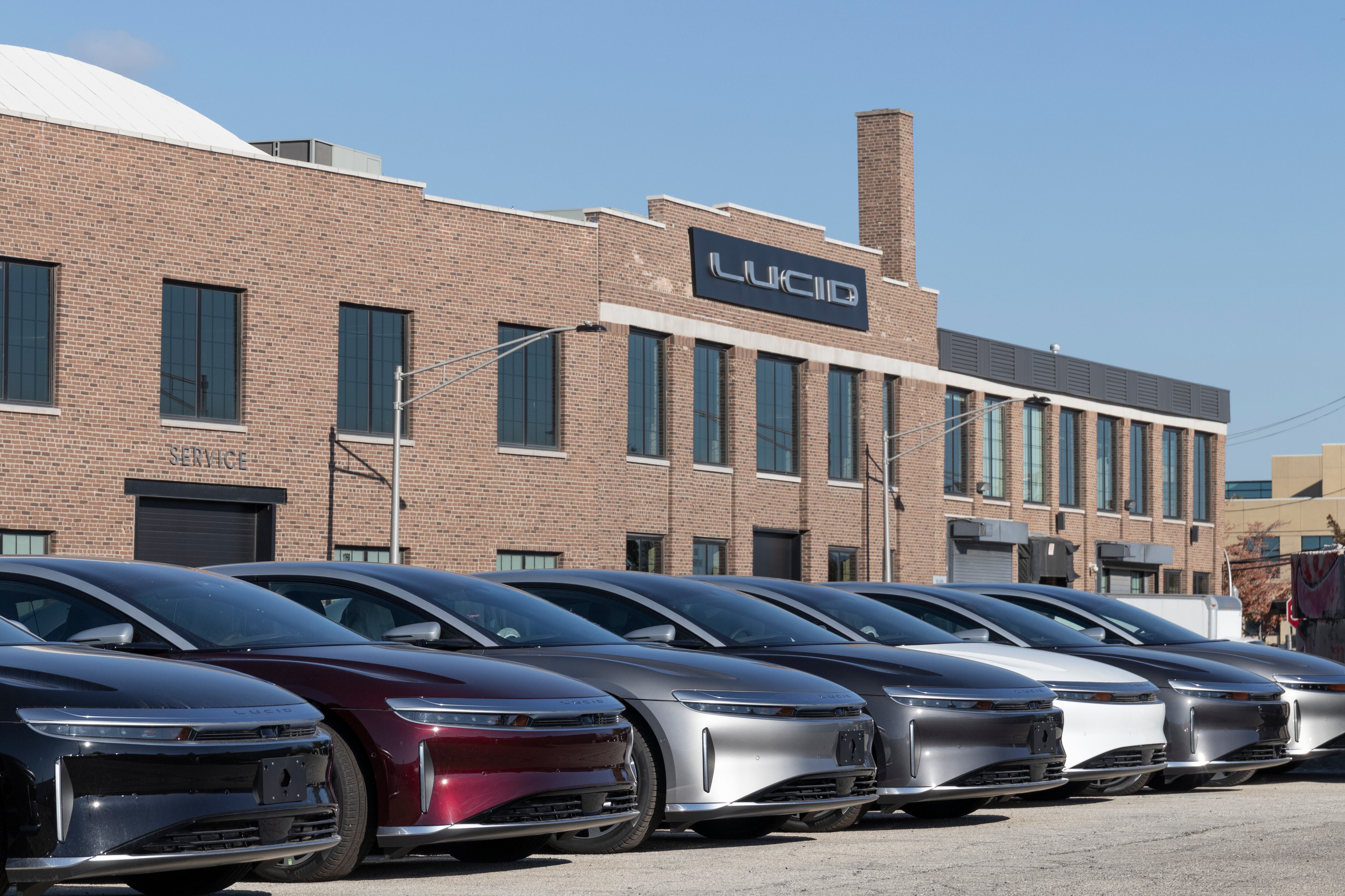 Lucid Motors compró algunos activos de Nikola, compañía que fabricaba camiones eléctricos o a hidrógeno y que se declaró en quiebra.