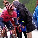 Rigoberto Urán en el ascenso final al Tignes en la novena etapa