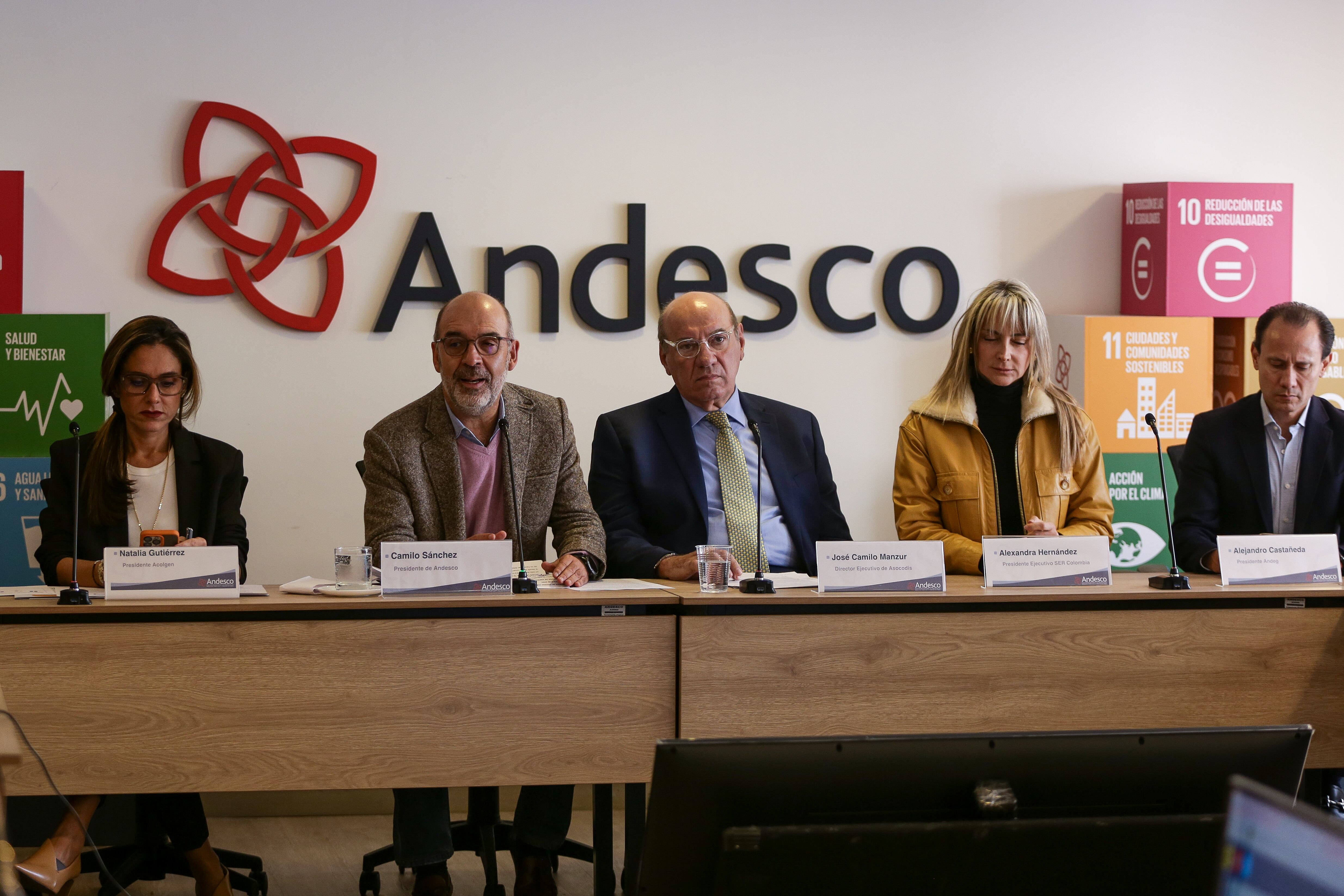 El Comité Intergremial de Energía expuso la actual situación del sector energético y gas que enfrenta Colombia.  (Colprensa - Catalina Olaya)