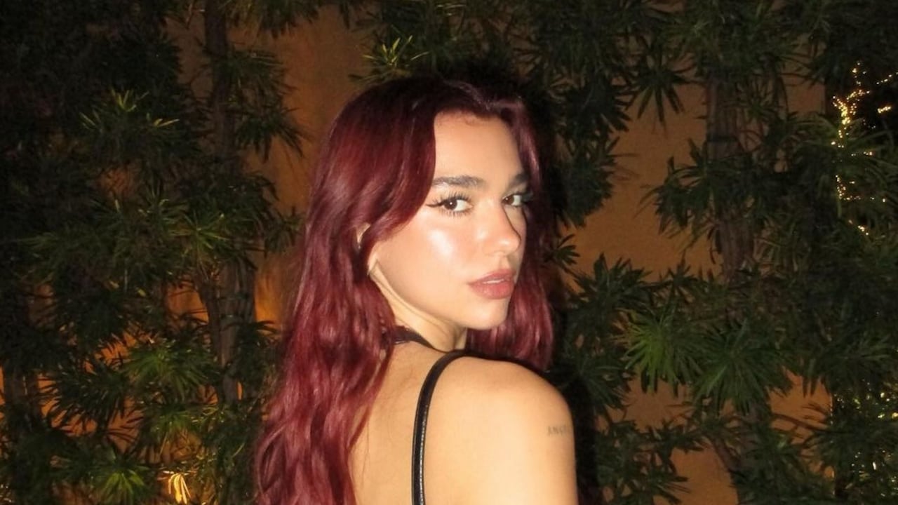 Dua Lipa denuncia "genocidio" israelí en su Instagram.