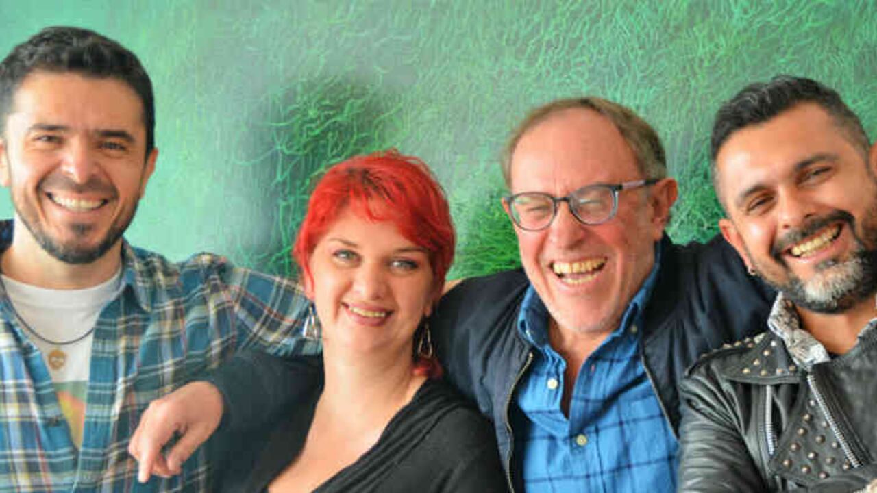 Diego Mateus, Catalina Guzmán,, Antonio Morales y Diego camargo son los anfitriones de Indignados Social Club.