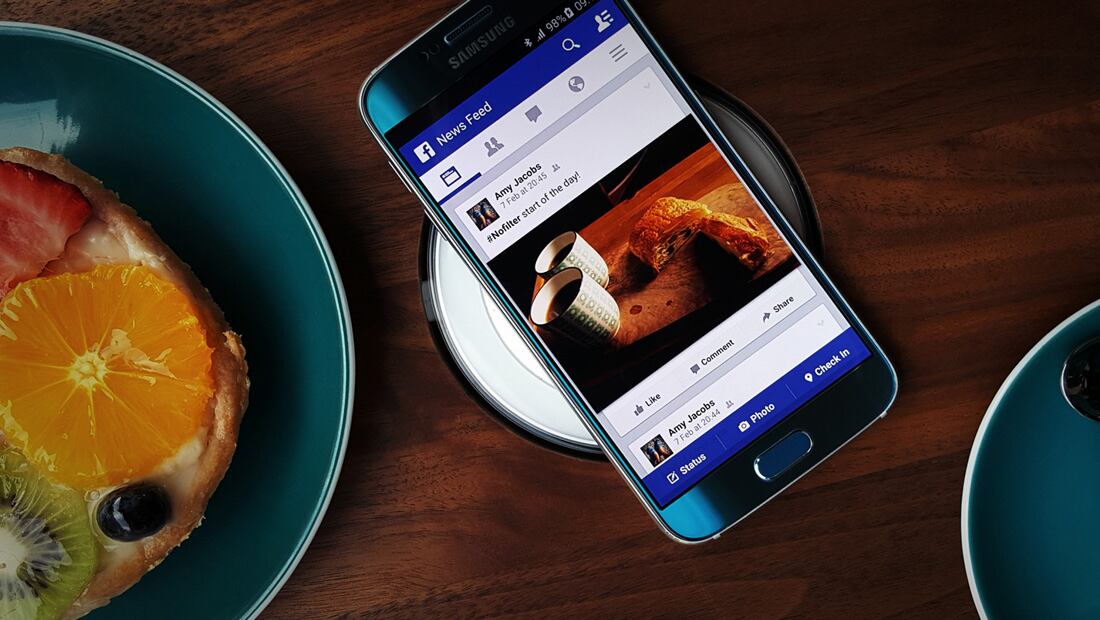 Según ADSLZone, para aprovechar la capacidad de un teléfono de alta gama, es recomendable elegir un cargador inalámbrico con la potencia adecuada.