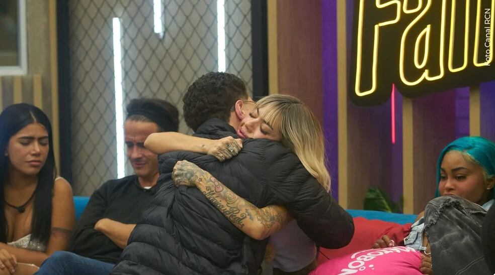 Melissa Gate le envió mensaje de cumpleaños a su hijo Juan José.