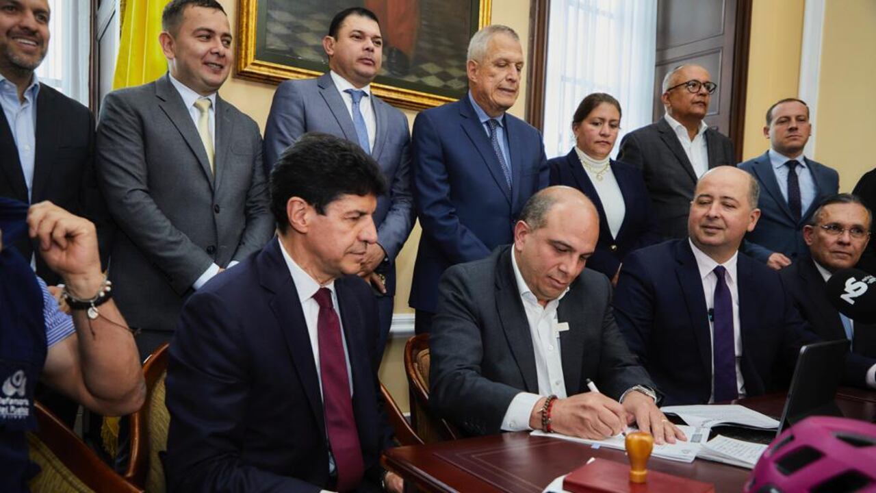 El proyecto de ley lleva la firma conjunta del defensor del Pueblo, Carlos Camargo Assis, y miembros del partido Conservador.