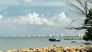 Coveñas es un destino turístico de playas tranquilas en las que se puede disfrutar de diversos escenarios y actividades.