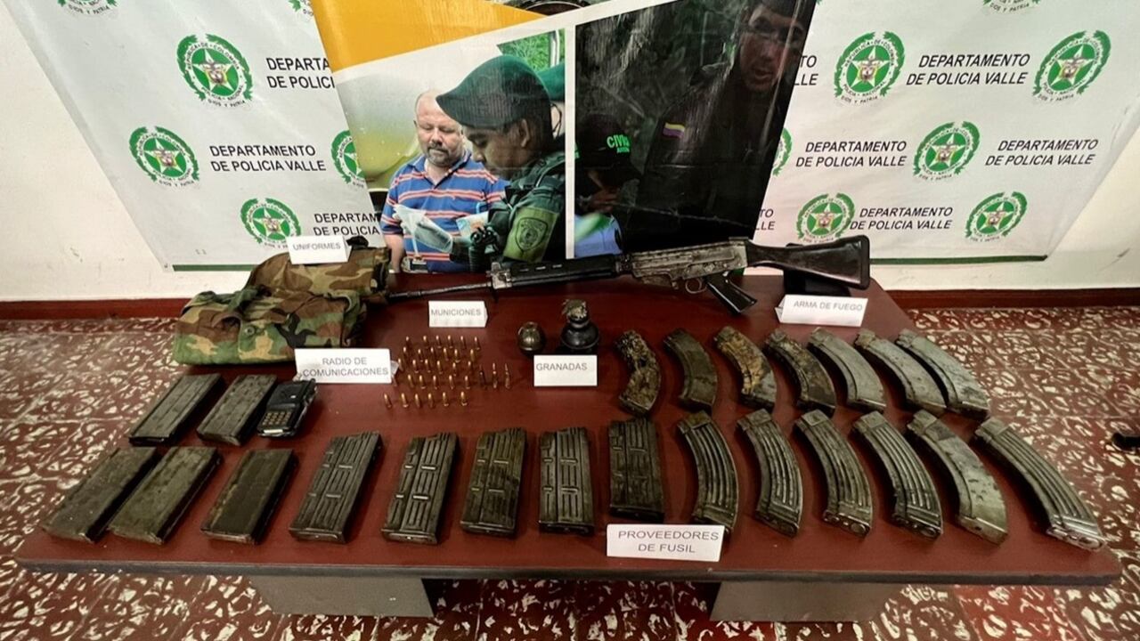 El material de guerra fue encontrado por agentes de la Policía Nacional.