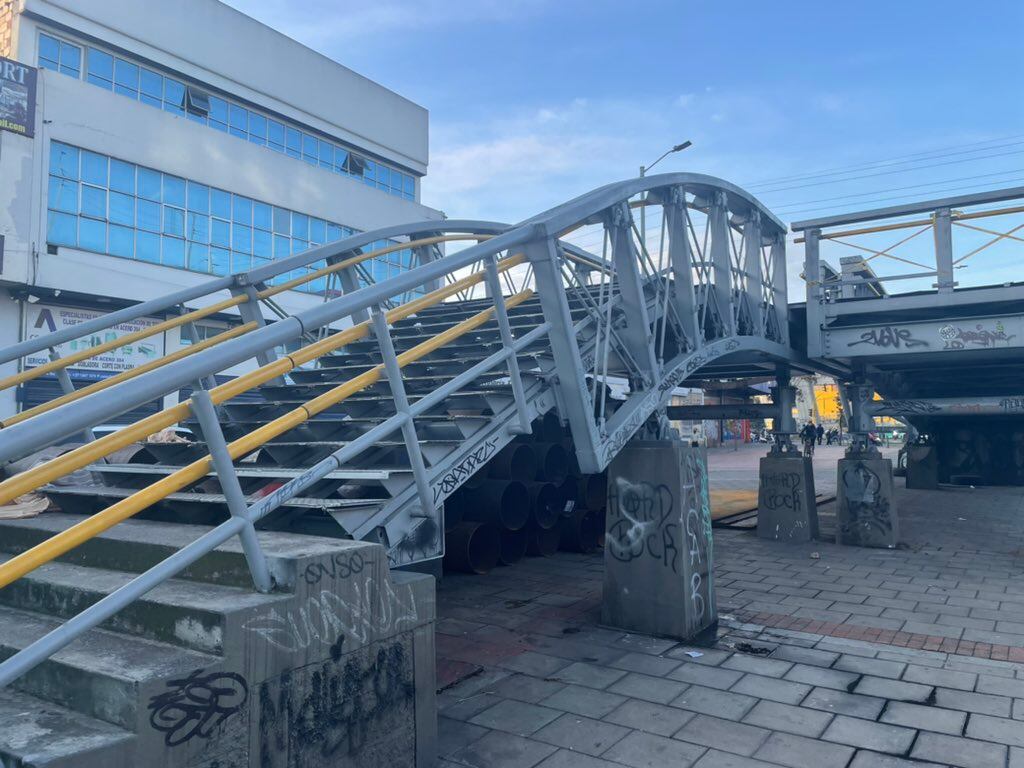 Con esta medida, el IDU mitiga el riesgo al que se somete la ciudadanía debido al constante hurto de láminas.