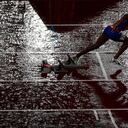 Juegos Olímpicos de Tokio 2020 - Atletismo - 400 m vallas femeninas - Semifinal - Estadio Olímpico, Tokio, Japón - 2 de agosto de 2021. Zurian Hechavarria de Cuba en acción bajo la lluvia durante la Semifinal 2. Foto: REUTERS / Fabrizio Bensch TPX IMÁGENES DEL DÍA.