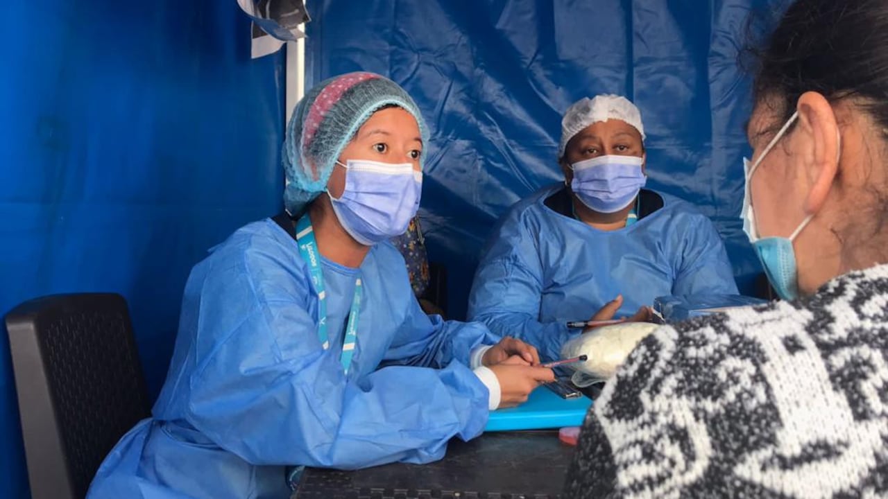 Para este fin de semana, la Secretaría Distrital de Salud invita a las familias de la ciudad a mantener la convivencia, evitar riñas y confrontaciones durante los encuentros y reuniones familiares.