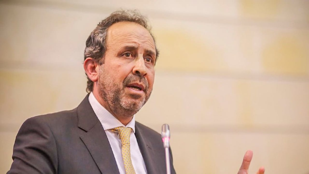 Fabio Aristizábal, superintendente de Salud.