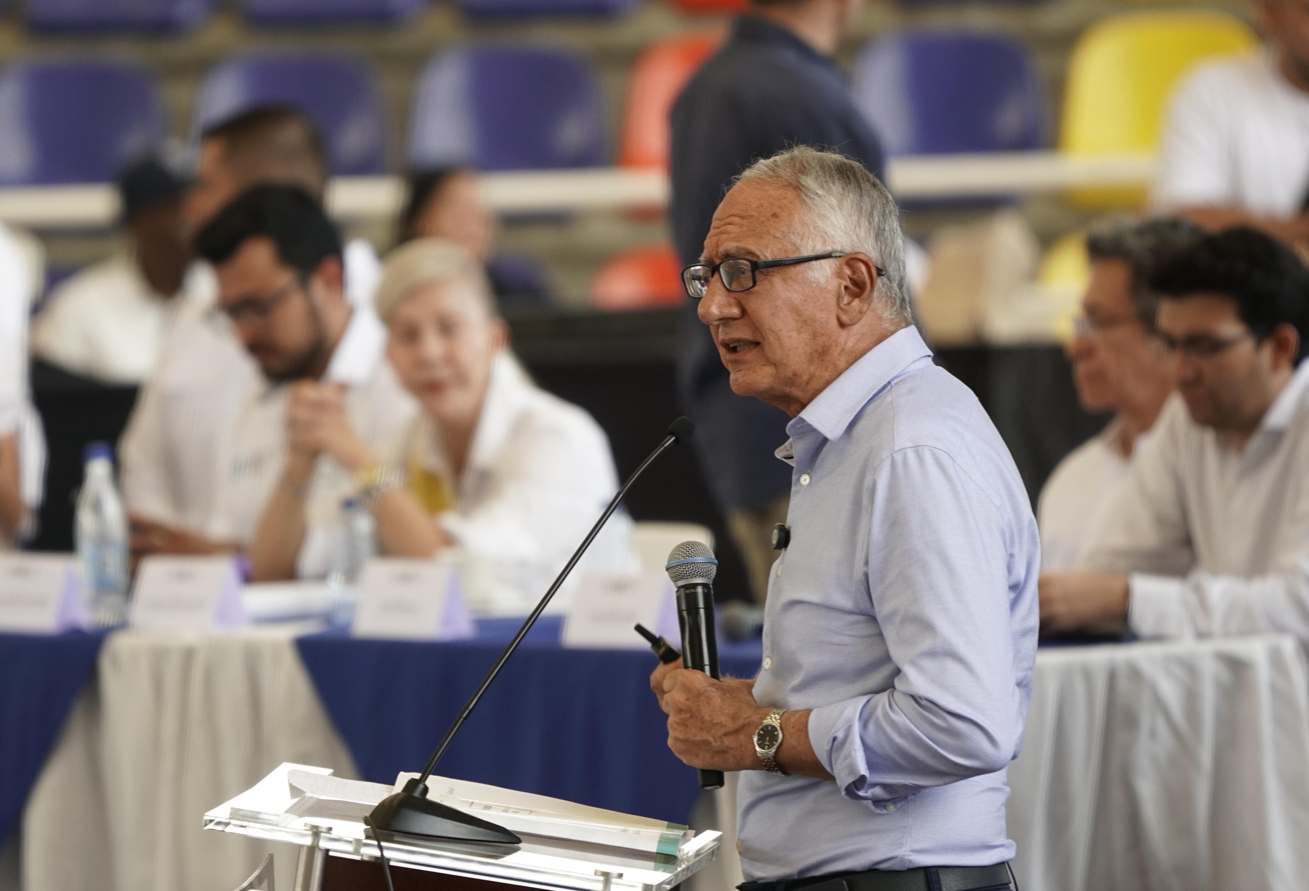 Guillermo Alfonso Jaramillo ministro de salud en el gran foro nacional, salud en las regiones. Cali 26 de septiembre de 2024. Foto Jorge Orozco / El País