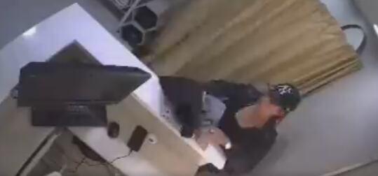 El hecho ocurrió en el Centro Comercial de La Moda en Itagüi.