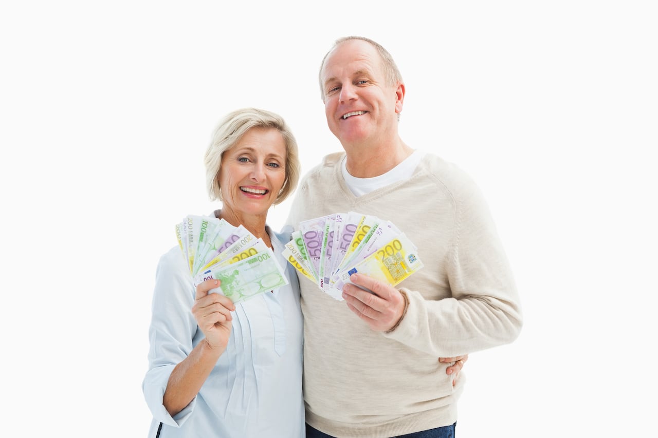 Al planificar el ahorro para la vejez, las personas asumen el control sobre su futuro financiero.