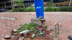 Las estaciones La 65 y Otra Banda de Encicla en el barrio Carlos E Restrepo, tuvieron que ser cerradas debido a daños en las pantallas de los tótems.