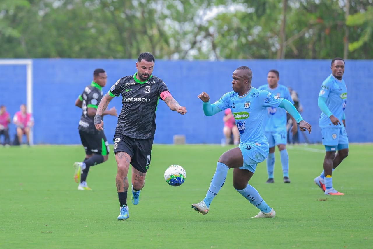 Edwin Cardona en el partido de Atlético Nacional vs. Jaguares de Córdoba.
