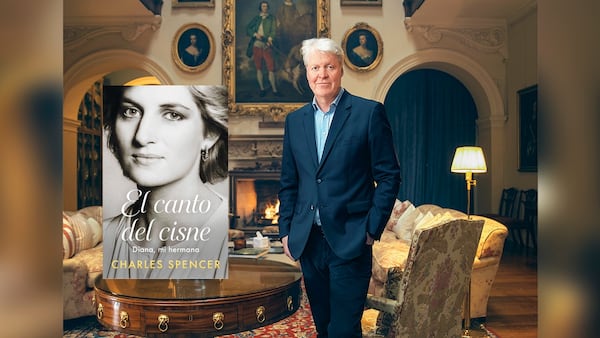 Charles Spencer cuenta los detalles de la vida de su hermana, Diana.