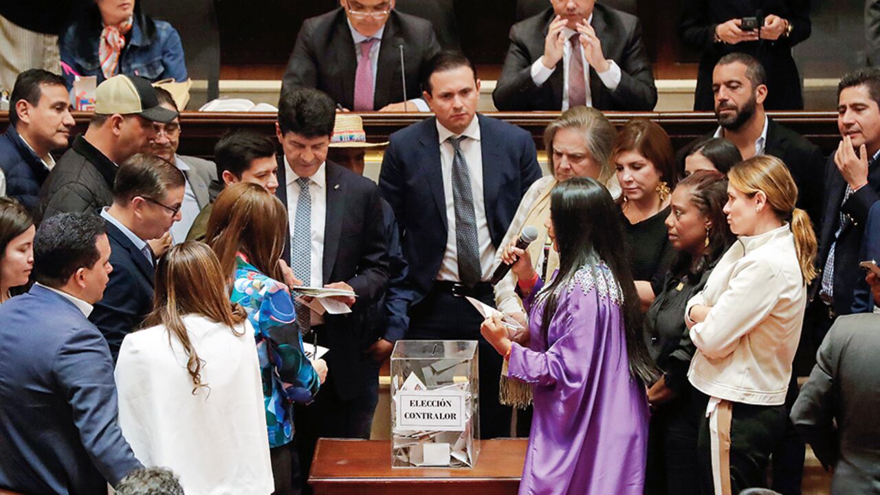 Radicarán proyecto para reformar mecanismos de elección de organismos de control.