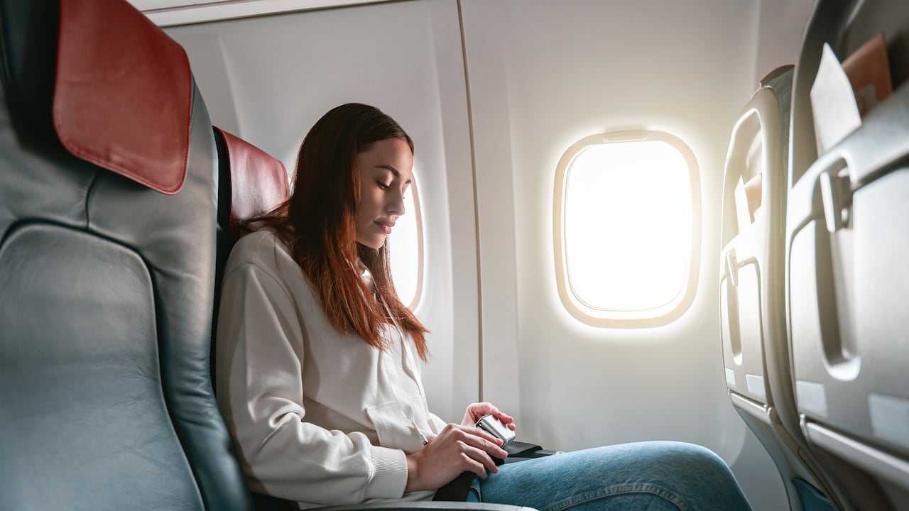 Es importante organizarse antes de viajar en avión.