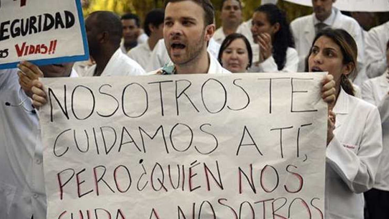 La Federación Farmacéutica Venezolana reportó en abril que en 85 % de las farmacias no se encuentran los medicamentos básicos.