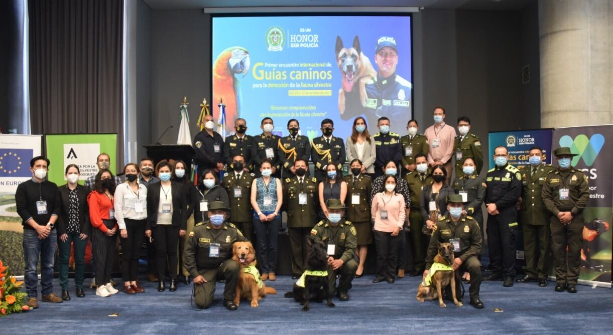 Policía Nacional y sus caninos