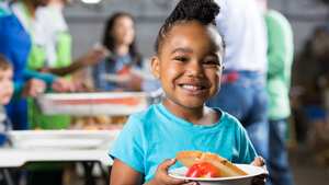 La implementación la Ley 2120, también conocida como ‘Ley de comida chatarra’, es un una medida para hacerle frente al sobre peso y la diabetes.