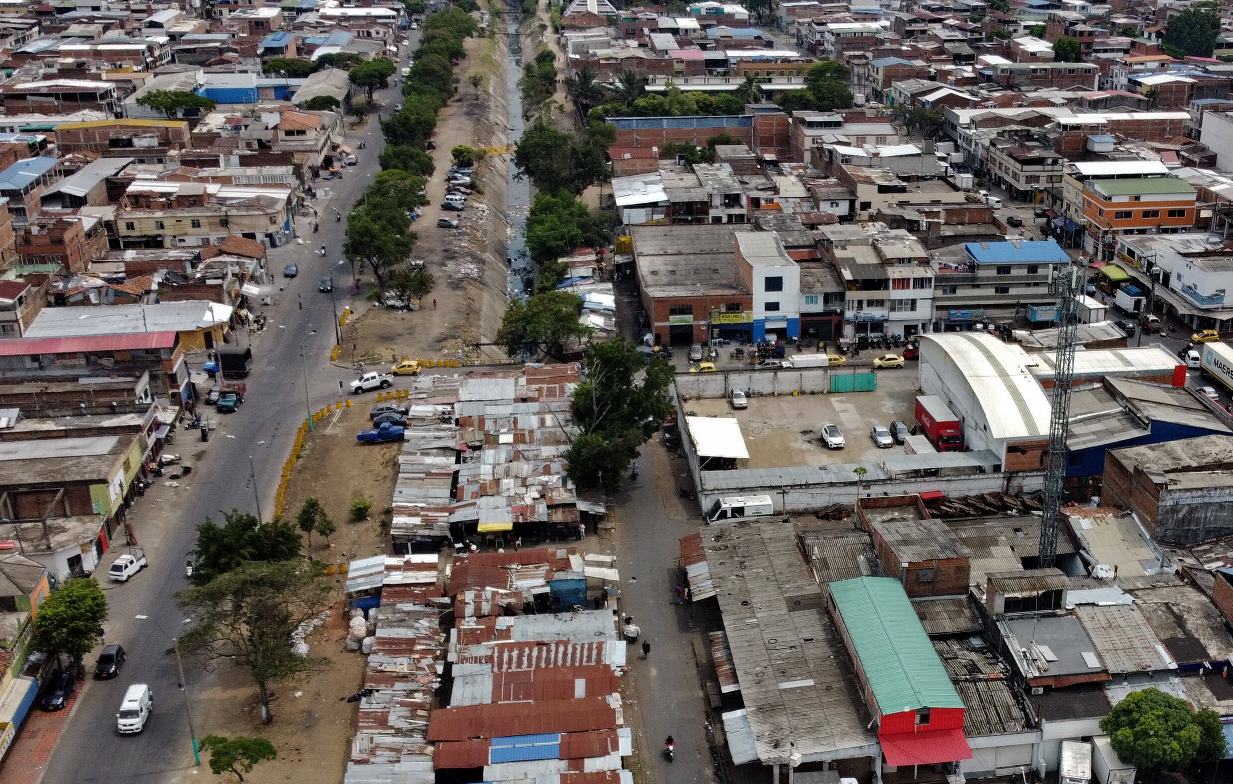 Panorámicas de la Galería de Santa Elena en Cali. Fotos Raúl Palacios / El Pais.