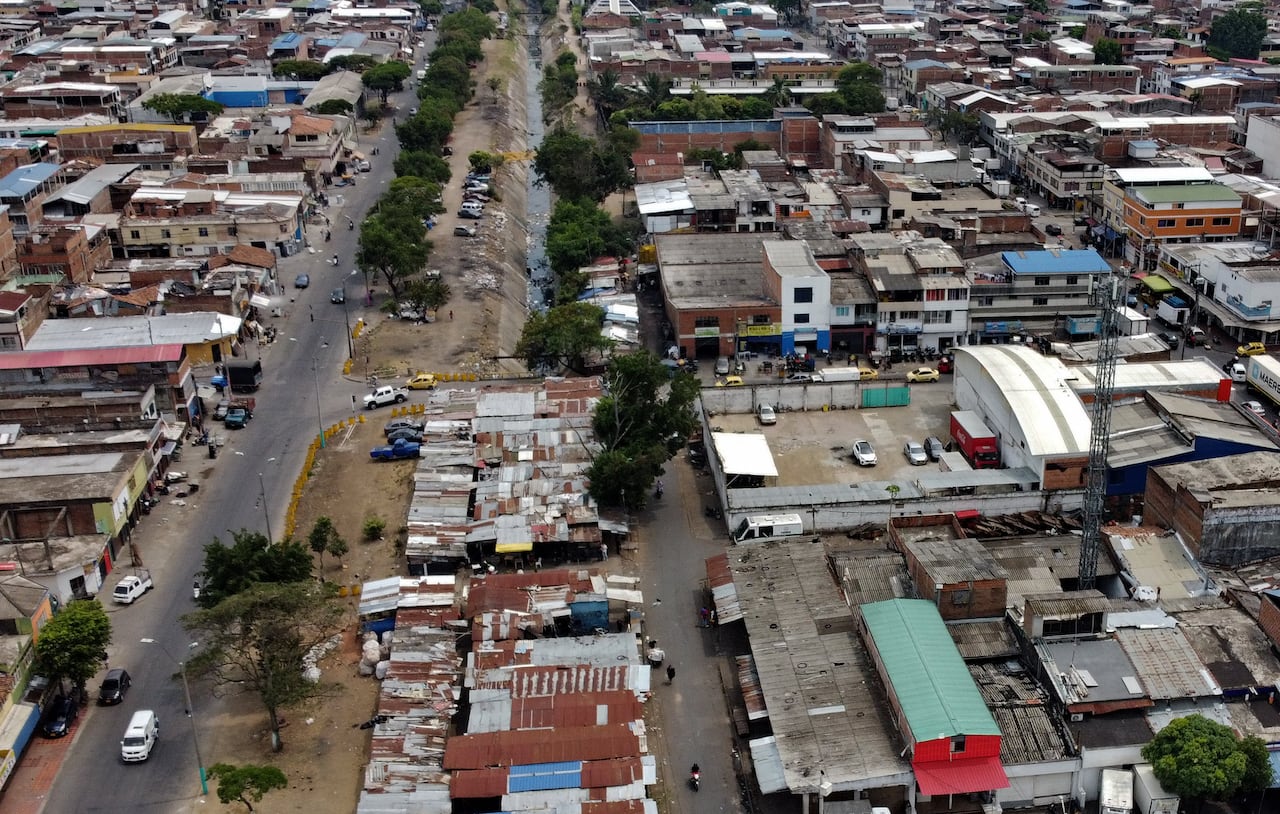 Panorámicas de la Galería de Santa Elena en Cali. Fotos Raúl Palacios / El Pais.