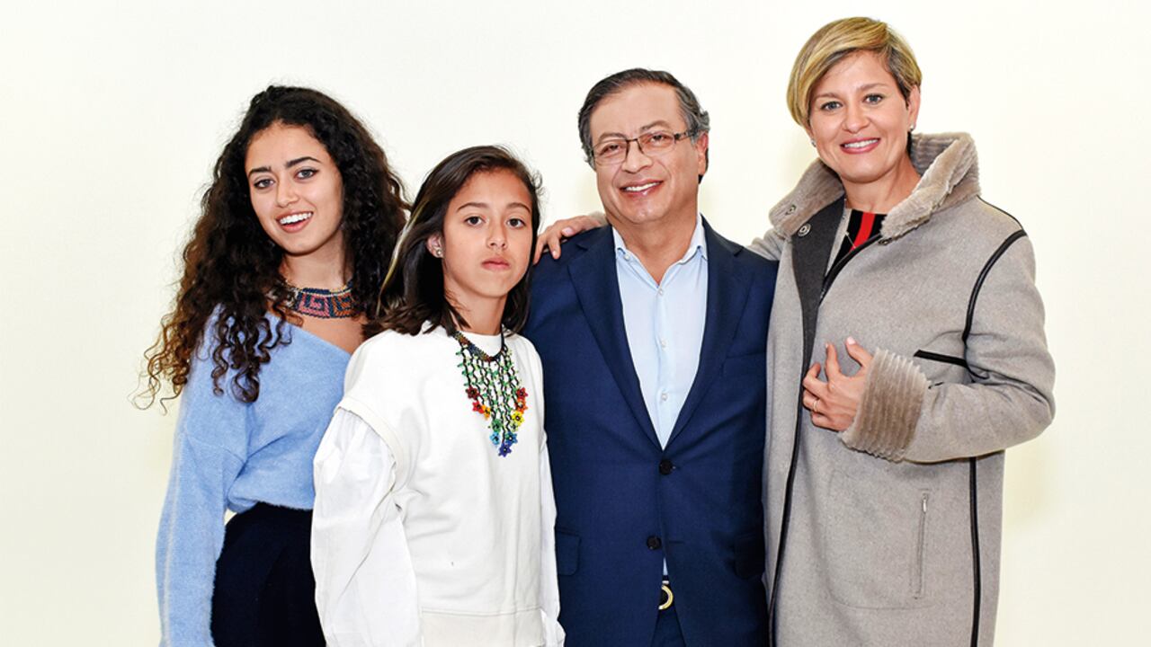 Gustavo Petro y su familia.