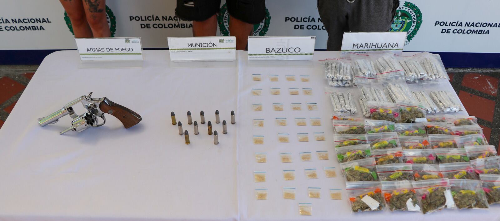 Un juez decidió dejar en libertar a dos de ellas, mientas que la otra fue cobijada con medida de detención en su domicilio