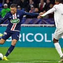 Kylian Mbappé registra 259.2 millones de euros en su valor de transferencia, convirtiéndose así en el más costoso del fútbol internacional. El joven de 21 años tiene contrato con el PSG hasta 2023 y la prensa deportiva da por hecho que el Real Madrid será su nueva casa por los guiños entre los directivos del club y el jugador.