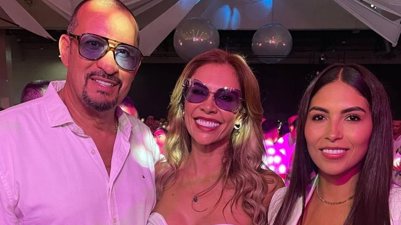 Ella es la novia de Fernando Solórzano, se llevan 27 años de diferencia