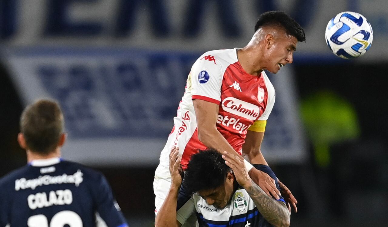 Kevin Mantilla marcó el gol del empate para Santa Fe ante Gimnasia.