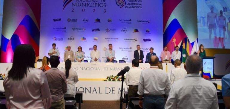 Los alcaldes manifestaron su preocupación por el proyecto de paz total.