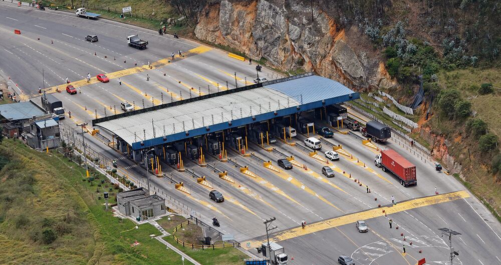 Según el decreto de congelamiento en el incremento de tarifas de peajes, 90 de la ANI y 40 del Invías tendrían que estar al mismo precio del año pasado, pero los transportadores dicen que hay incumplimientos de los recaudadores.