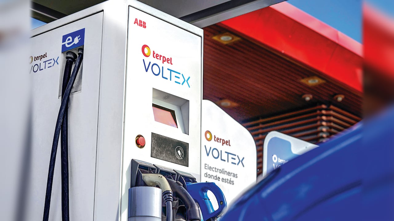 Ya son 14 puntos de recarga para vehículos eléctricos que Terpel ha ubicado en diversas vías del país.