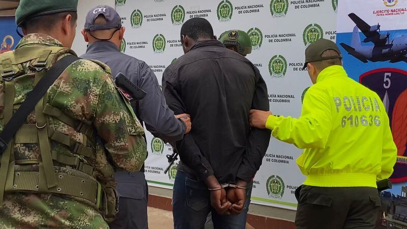 'Negro Chucha', cabecilla de las disidencias de las Farc fue capturado. Foto: Fuerzas Armadas