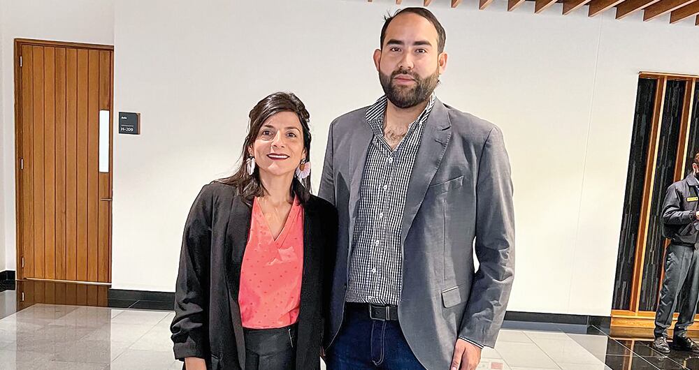 Londoño ha intentado acercarse a la ministra de Minas, Irene Vélez.