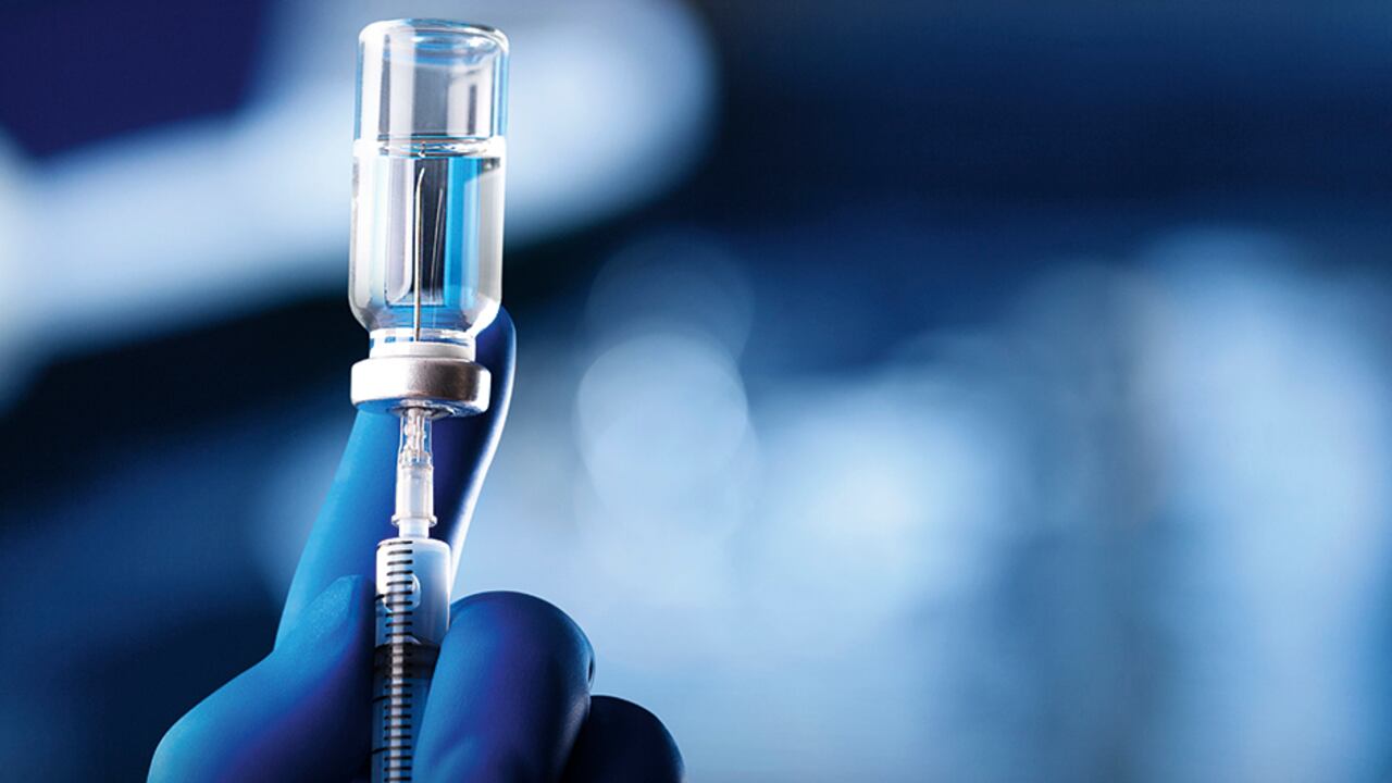 Variante delta | Estudio advierte que la vacuna Pfizer pierde eficacia más rápido que la de AstraZeneca