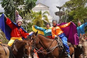 Desfile de Diablitos a Caballo – Fiestas de los Diablitos en Santa Fe de Antioquia
