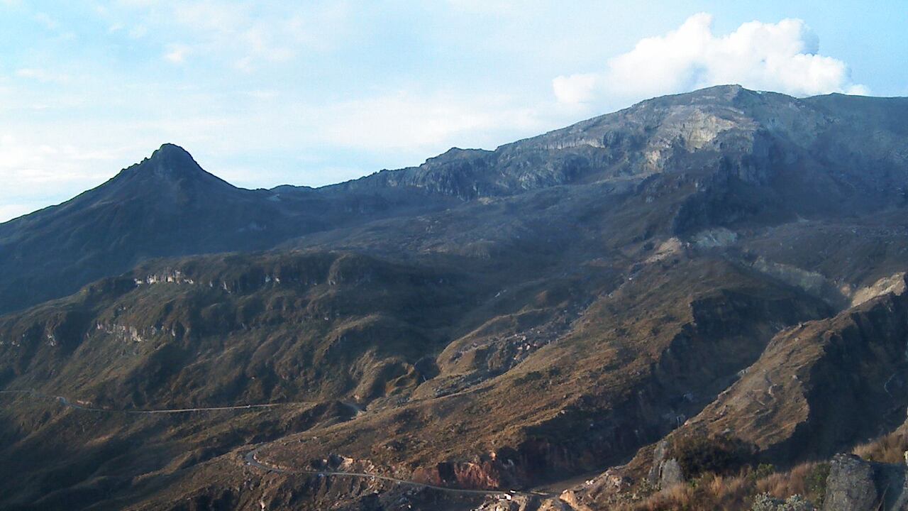 Fotografía de inmediaciones del volcán Nevado del Ruiz este 24 de abril.