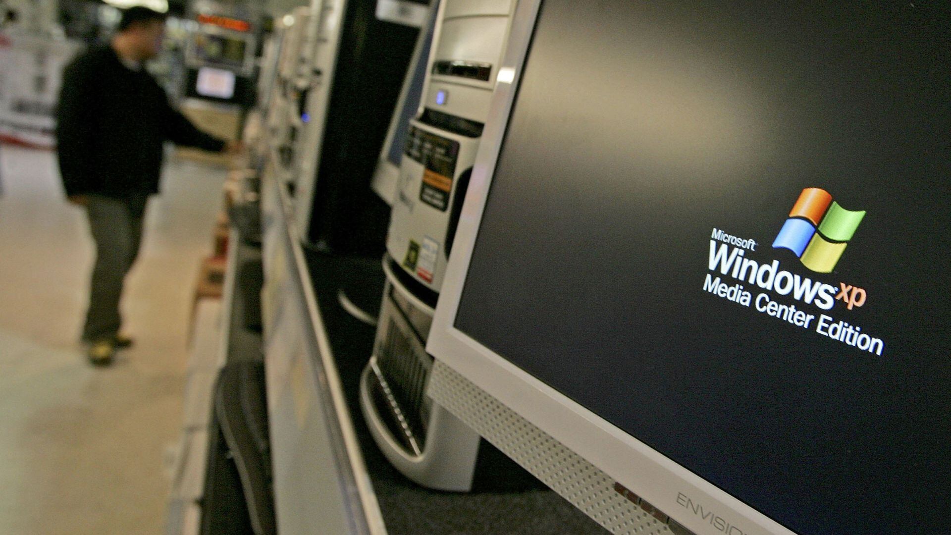 Microsoft lanzó Windows XP en 2001, marcando una nueva etapa en la historia de los sistemas operativos.